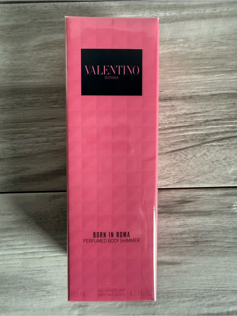 Valentino Born in Roma Body Shimmer Lotion - Picture 5 of 6